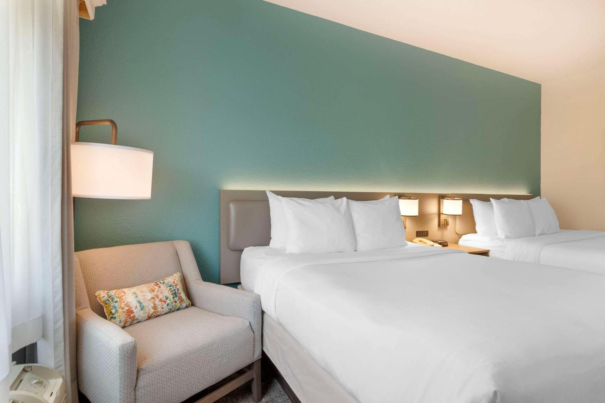 Comfort Inn & Suites Davenport - Quad Cities Экстерьер фото
