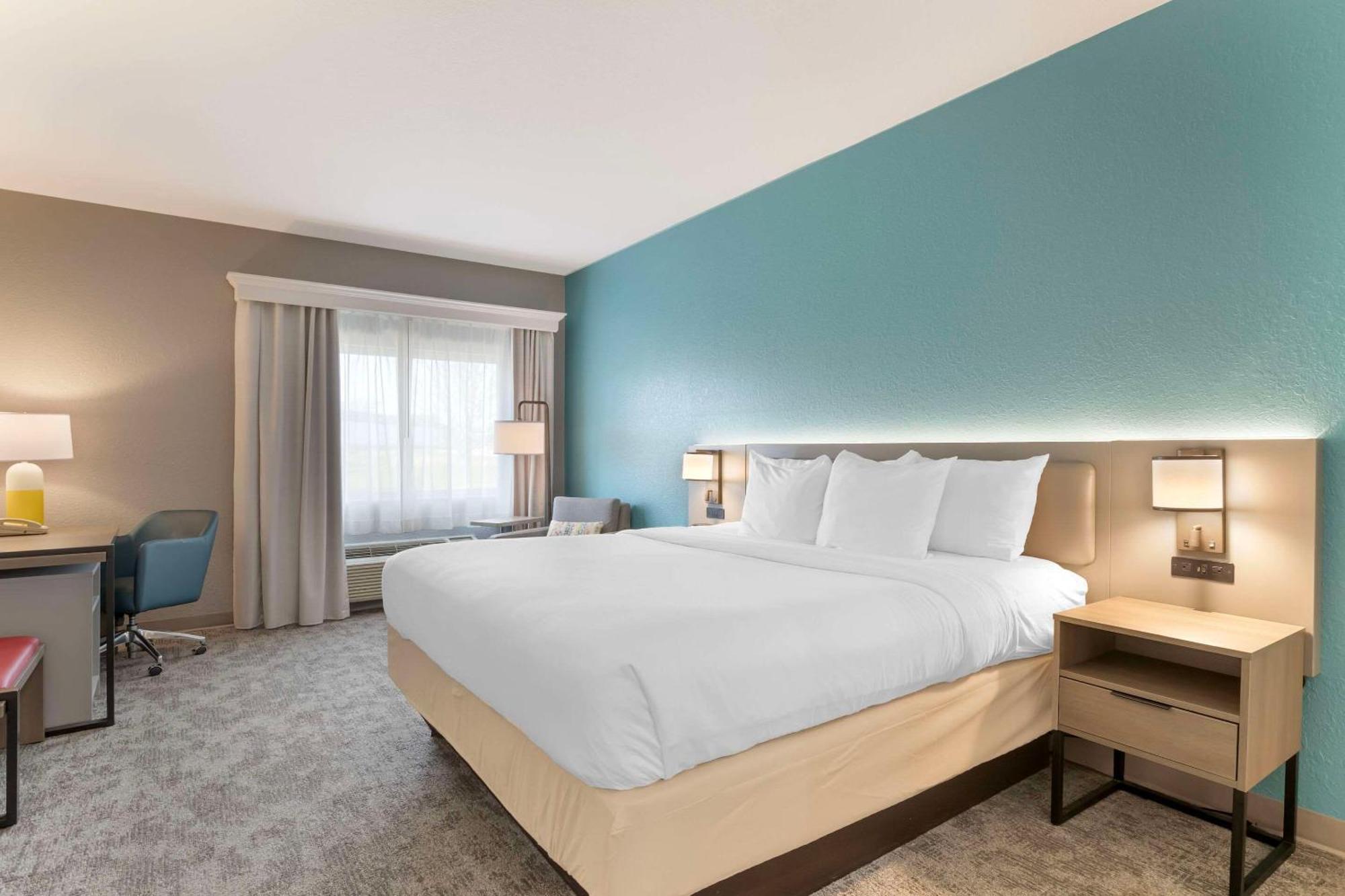 Comfort Inn & Suites Davenport - Quad Cities Экстерьер фото