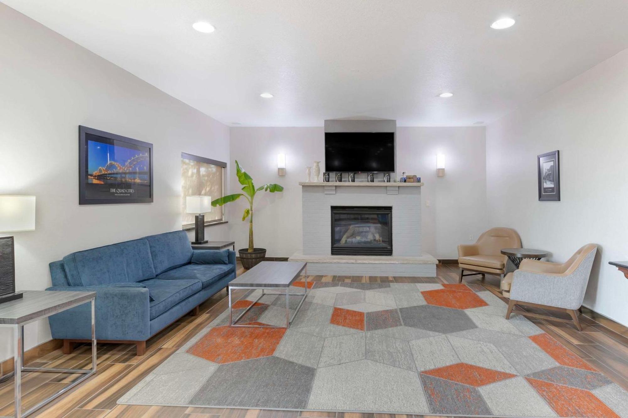 Comfort Inn & Suites Davenport - Quad Cities Экстерьер фото