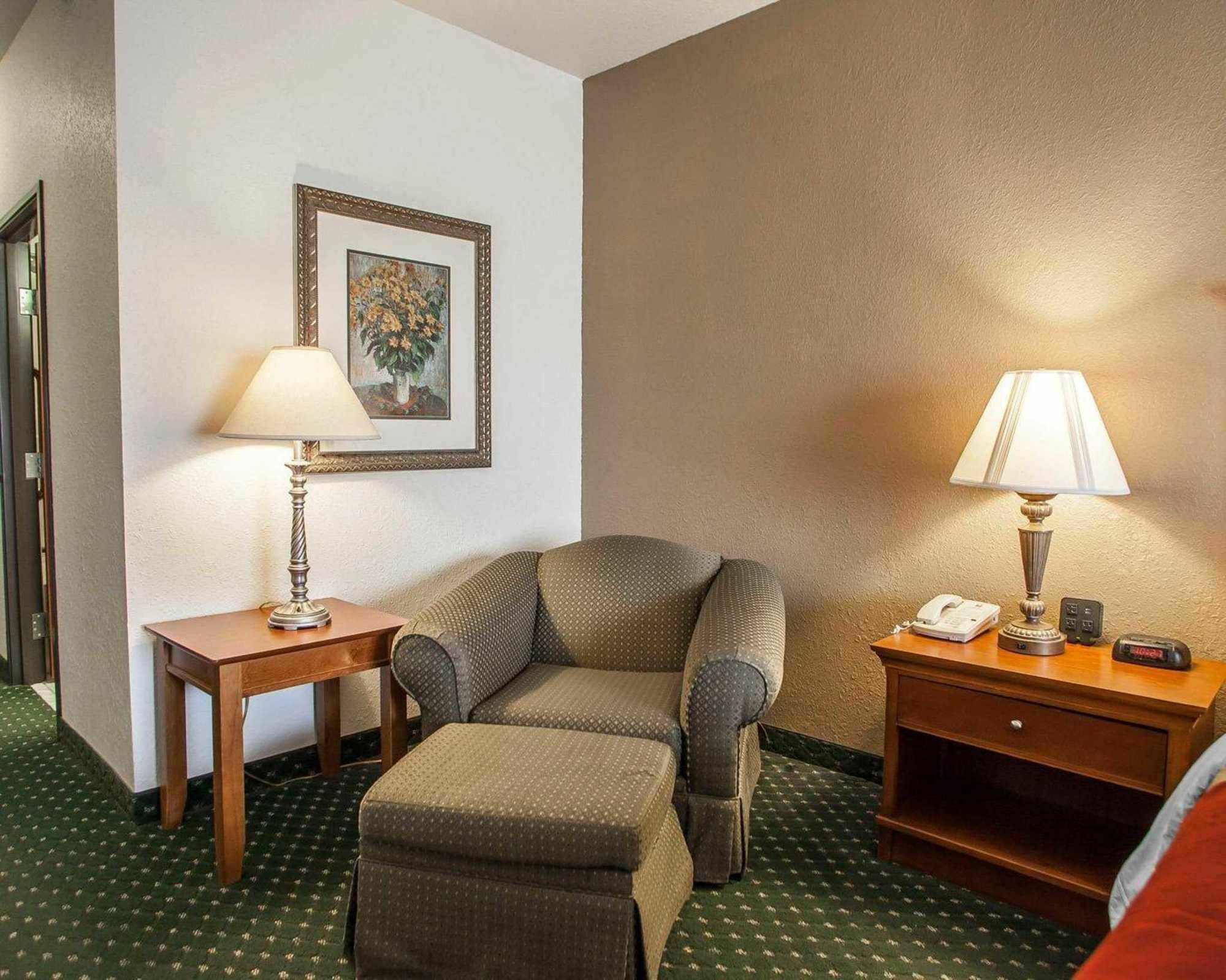 Comfort Inn & Suites Davenport - Quad Cities Экстерьер фото